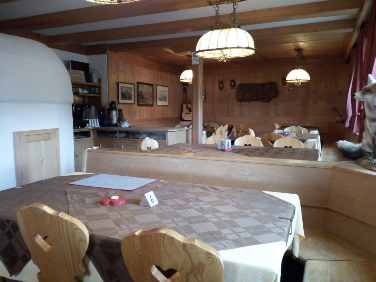 Rifugio Fermeda Hutte Hostal Santa Cristina Val Gardena Exterior foto